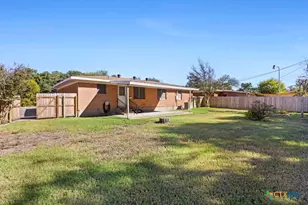 2014 S 47th St, Temple, TX 76504 - Photo 11