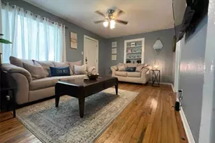 284 Perryman St, New Braunfels, TX 78130 - Photo 3