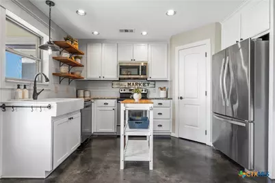 924 Patton Road, Valley Mills, TX 76689 - Photo 11