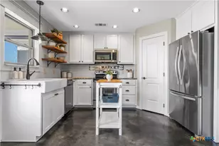 924 Patton Rd, Valley Mills, TX 76689 - Photo 11