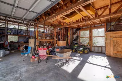 123 Bowie Trail, Luling, TX 78648 - Photo 39