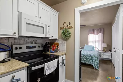 1235 Honor Lane, Temple, TX 76501 - Photo 9