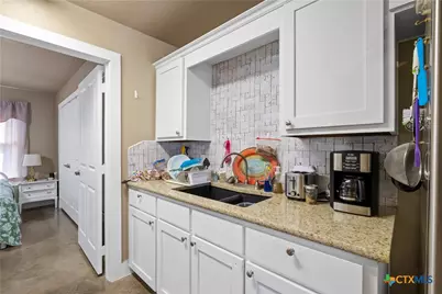 1235 Honor Lane, Temple, TX 76501 - Photo 9