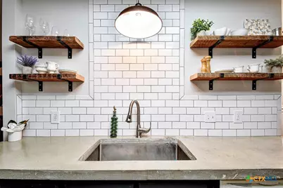 937 Sundance Street, New Braunfels, TX 78130 - Photo 13