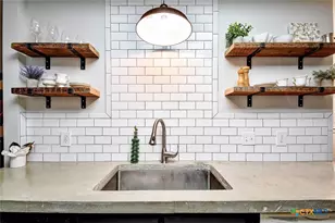 937 Sundance St, New Braunfels, TX 78130 - Photo 13