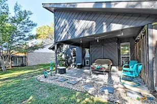 937 Sundance St, New Braunfels, TX 78130 - Photo 25