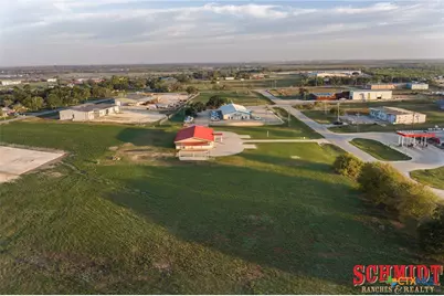 2719 Church Street, Gonzales, TX 78629 - Photo 41