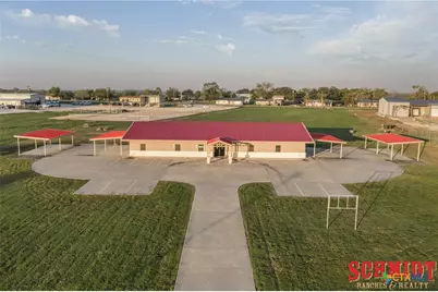 2719 Church Street, Gonzales, TX 78629 - Photo 43