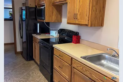 2719 Church Street, Gonzales, TX 78629 - Photo 19