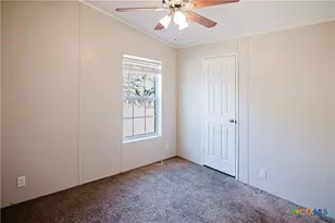 204 W Texas St, Cuero, TX 77954 - Photo 21