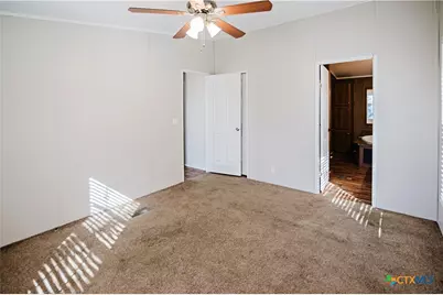 204 W Texas Street, Cuero, TX 77954 - Photo 11