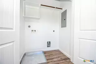 544 Buckskin Dr, Palacios, TX 77465 - Photo 23