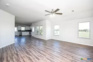 544 Buckskin Dr, Palacios, TX 77465 - Photo 15