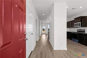 1912 Meridian Loop, Temple, TX 76504 - Photo 5