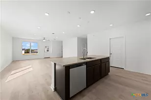 1916 Meridian Loop, Temple, TX 76504 - Photo 21