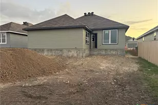 1916 Meridian Loop, Temple, TX 76504 - Photo 3