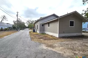 105 Santa Clara St, Cibolo, TX 78108 - Photo 27