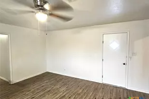 105 Santa Clara St, Cibolo, TX 78108 - Photo 5