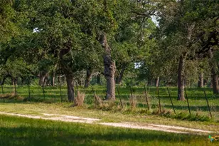 190 Turnaround Rd, Seguin, TX 78155 - Photo 21