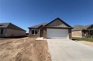 1218 Dowdy Dr, Belton, TX 76513 - Photo 1