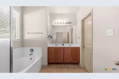 843 Avery Parkway, New Braunfels, TX 78130 - Photo 11