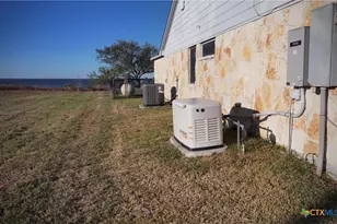 15 Alley Way, Port Lavaca, TX 77979 - Photo 3