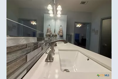 15 Alley Way, Port Lavaca, TX 77979 - Photo 37