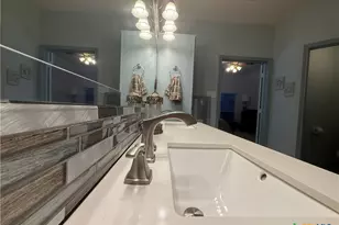 15 Alley Way, Port Lavaca, TX 77979 - Photo 37