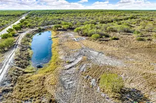 3498 Co Rd 215, Falls City, TX 78113 - Photo 37