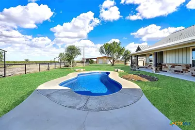 3498 County Road 215, Falls City, TX 78113 - Photo 27