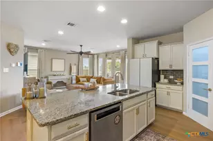 338 Orion Dr, New Braunfels, TX 78130 - Photo 11