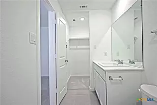 11822 Bluebell Rdg, Converse, TX 78109 - Photo 17