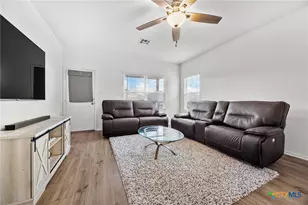 141 Rowdy Yates Wy, Jarrell, TX 76537 - Photo 11