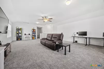 141 Rowdy Yates Way, Jarrell, TX 76537 - Photo 21