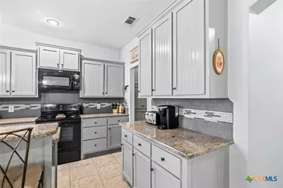 711 Mason Circle, Victoria, TX 77904 - Photo 11