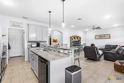 711 Mason Circle, Victoria, TX 77904 - Photo 9