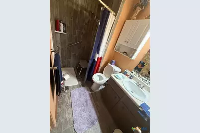 910 E Avenue I, Lampasas, TX 76550 - Photo 15