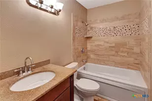 608 Chimney Rock Dr, Victoria, TX 77904 - Photo 23