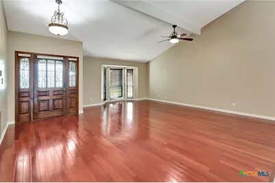 608 Chimney Rock Drive, Victoria, TX 77904 - Photo 5