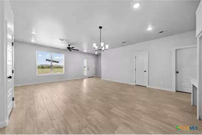 4619 Kings Crossing Boulevard, Temple, TX 76502 - Photo 9