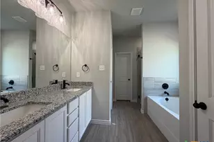 2570 Settlers Oak Dr, Belton, TX 76513 - Photo 17