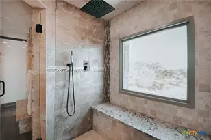 194 Panorama Ln, Victoria, TX 77905 - Photo 31