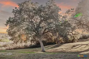 194 Panorama Ln, Victoria, TX 77905 - Photo 41