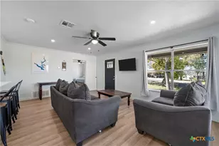 5307 E Lakeshore Dr, Belton, TX 76513 - Photo 5