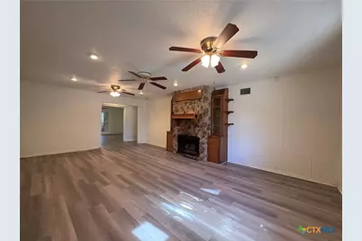 2221 McPherson Drive, Port Lavaca, TX 77979 - Photo 5