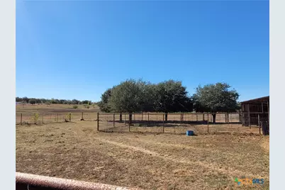 226 Fm 1107, Stockdale, TX 78160 - Photo 7