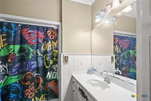 80 Hunters Way, Victoria, TX 77904 - Photo 27