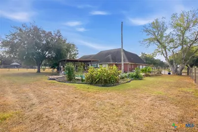 80 Hunters Way, Victoria, TX 77904 - Photo 41