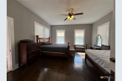 909 Power Street, Refugio, TX 78377 - Photo 13