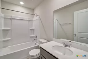 2418 White Daisy Hl, Converse, TX 78109 - Photo 5